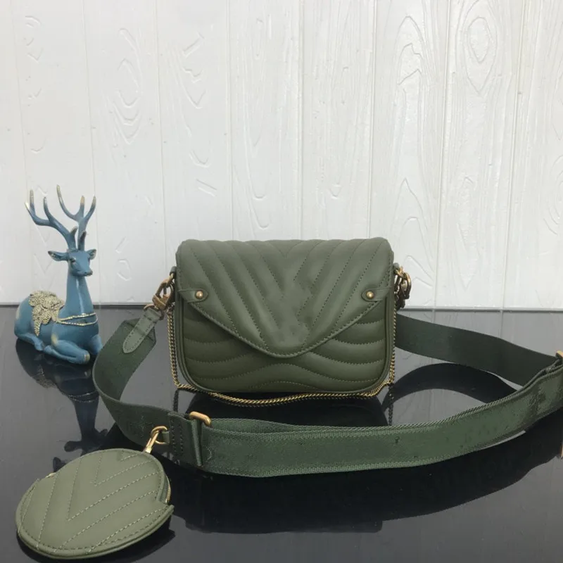 
Flyover trend luxury design leather ladies handbags are suitable for Gucciss ladies calfskin bags. 