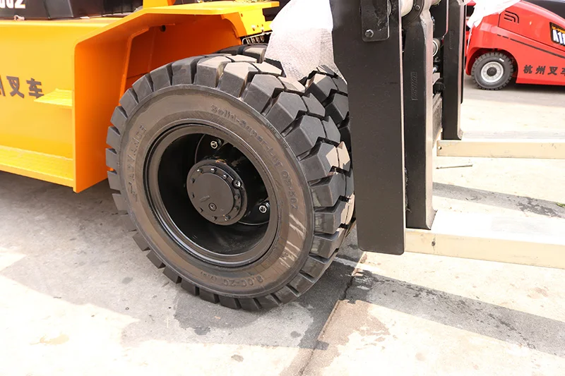 China 10 ton Diesel Telescopic Pallet Truck Forklift Telehandler