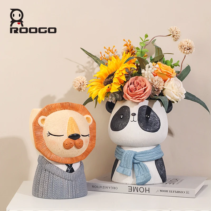 Roogo Sleek Euro-Style Cartoon Lion Animal Shape Resin Planter Pot for Modern Gardens
