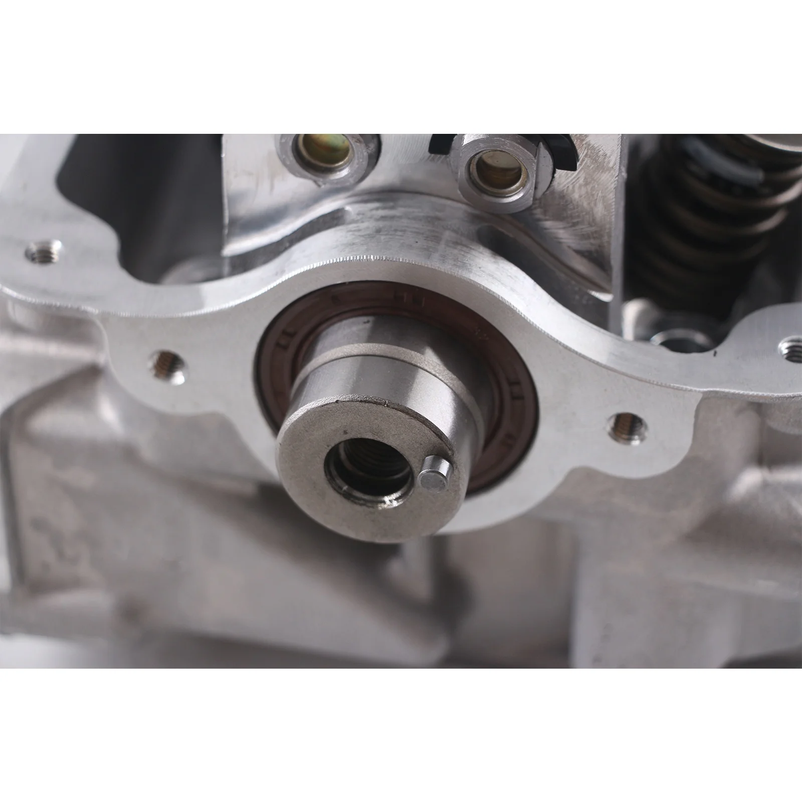 HEADBOK Auto Engine Complete Cylinder Head F8CV Engine Assembly Engine Parts For DEAWOO/Chevrolet  Matiz Spark 96642708