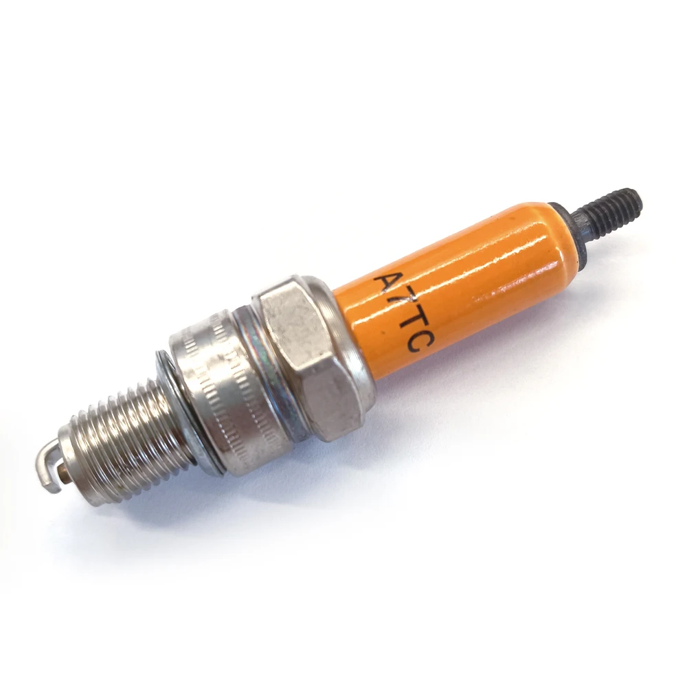 Manufacturing best-selling motorcycle spark plugs and customizing high-quality components A7TC/C7HSA F7TC/BP5ES