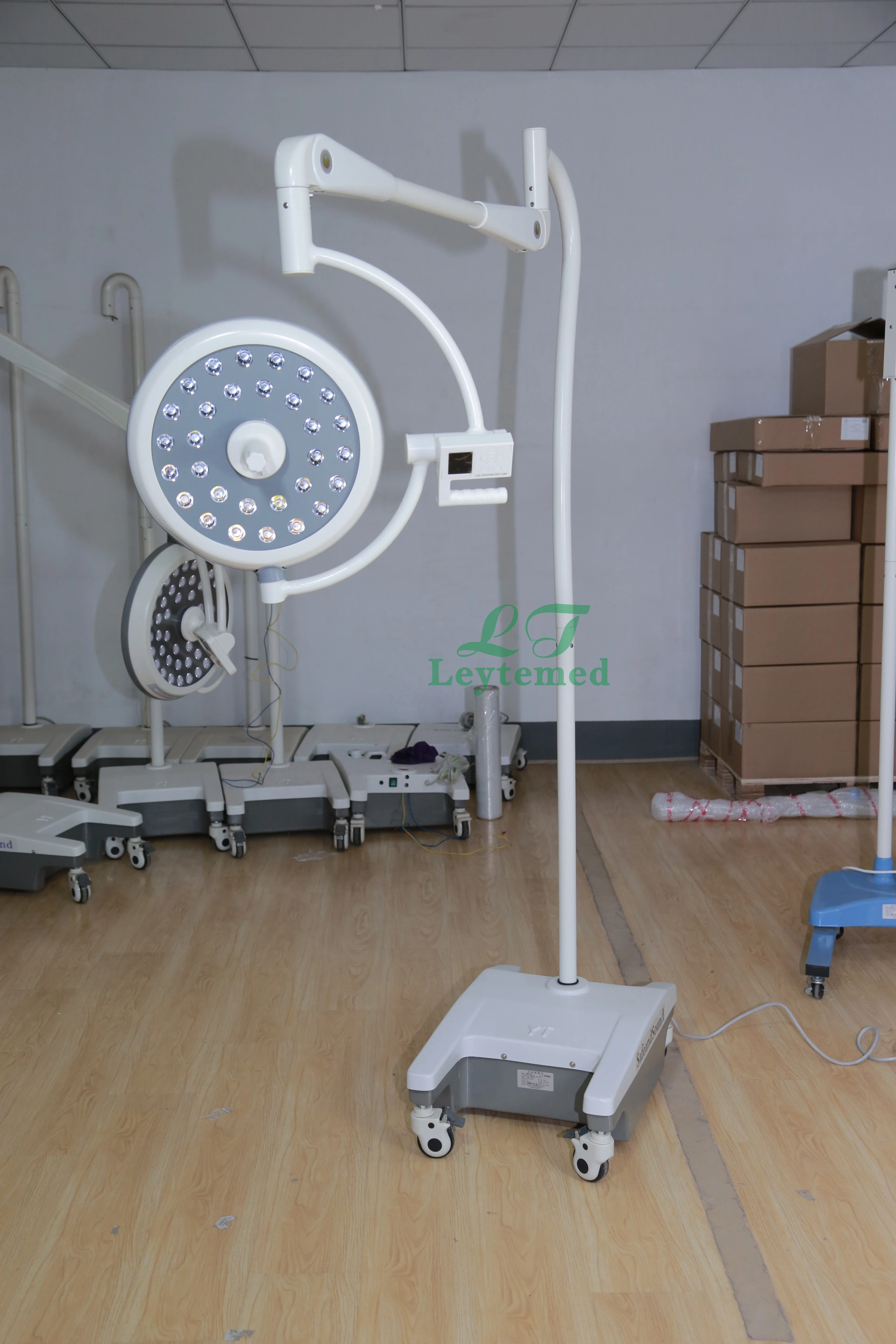 LTSL36B China Manufacture Vertical LED Shadowless Operating Light Mobile Operation Lamp