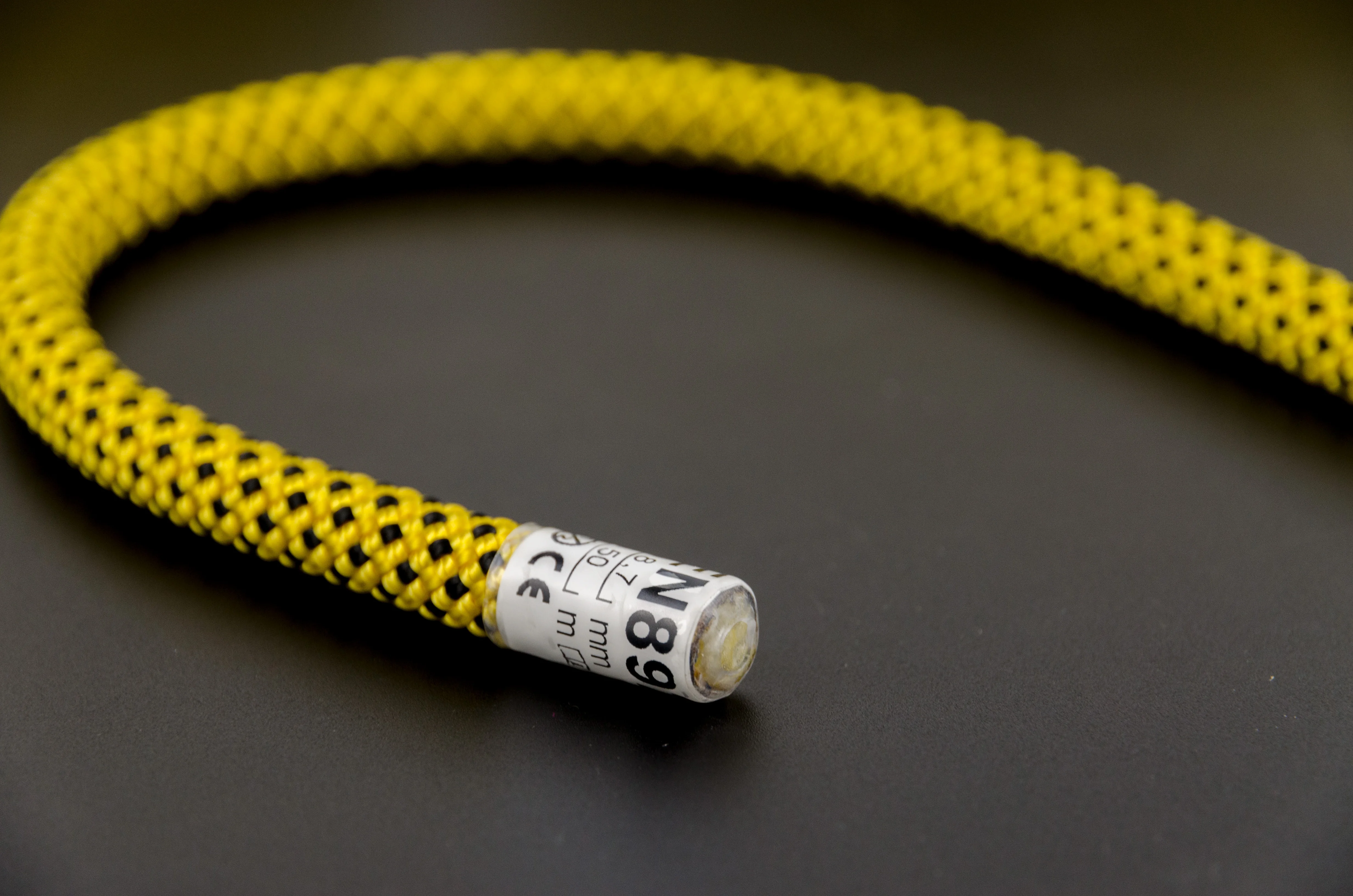 Wholesale Nylon Climbing Dynamic Rope Outdoor Sports Safety Rope 8.7mm Rock Dynamic Rope