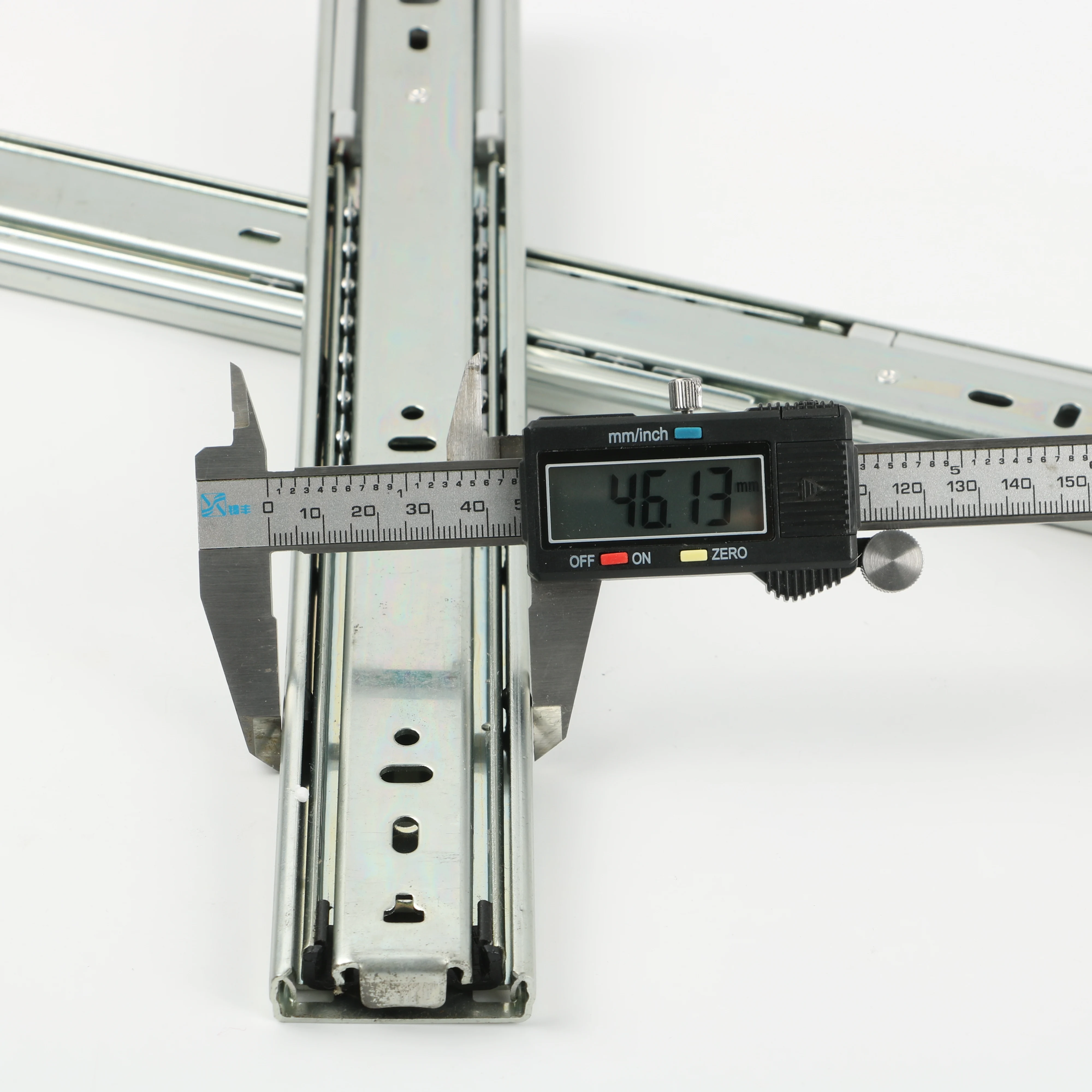 TH1345ZN ширина 45 мм 3 складки