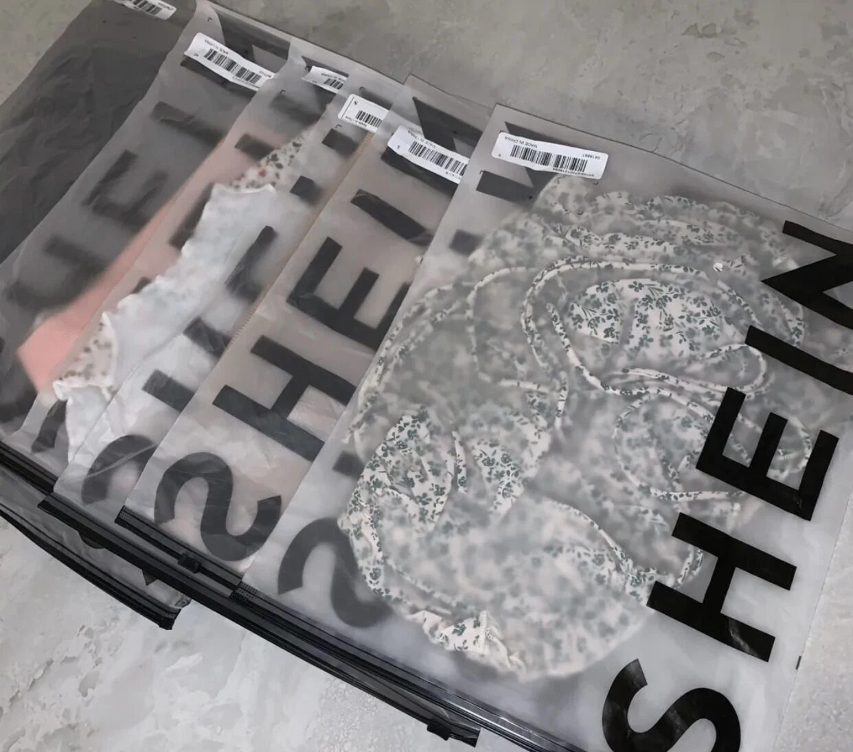 2021 New Amazon fashion Wholesale supplier hot sales  discount promotion shein plus women clothes bales dress