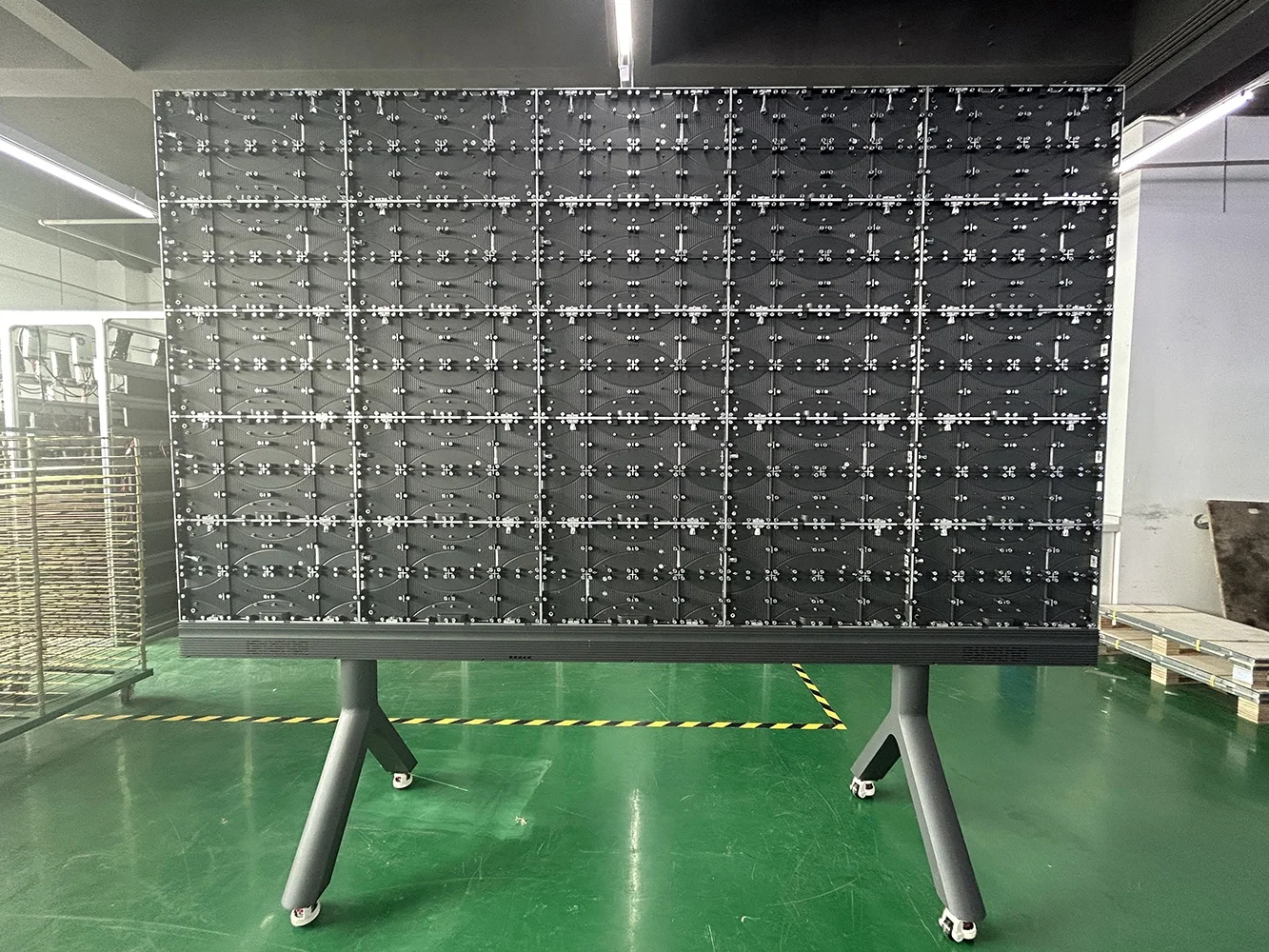 High quality standing all in one touch led panel TV 158 175 185 inch all-in-one led display pc computer