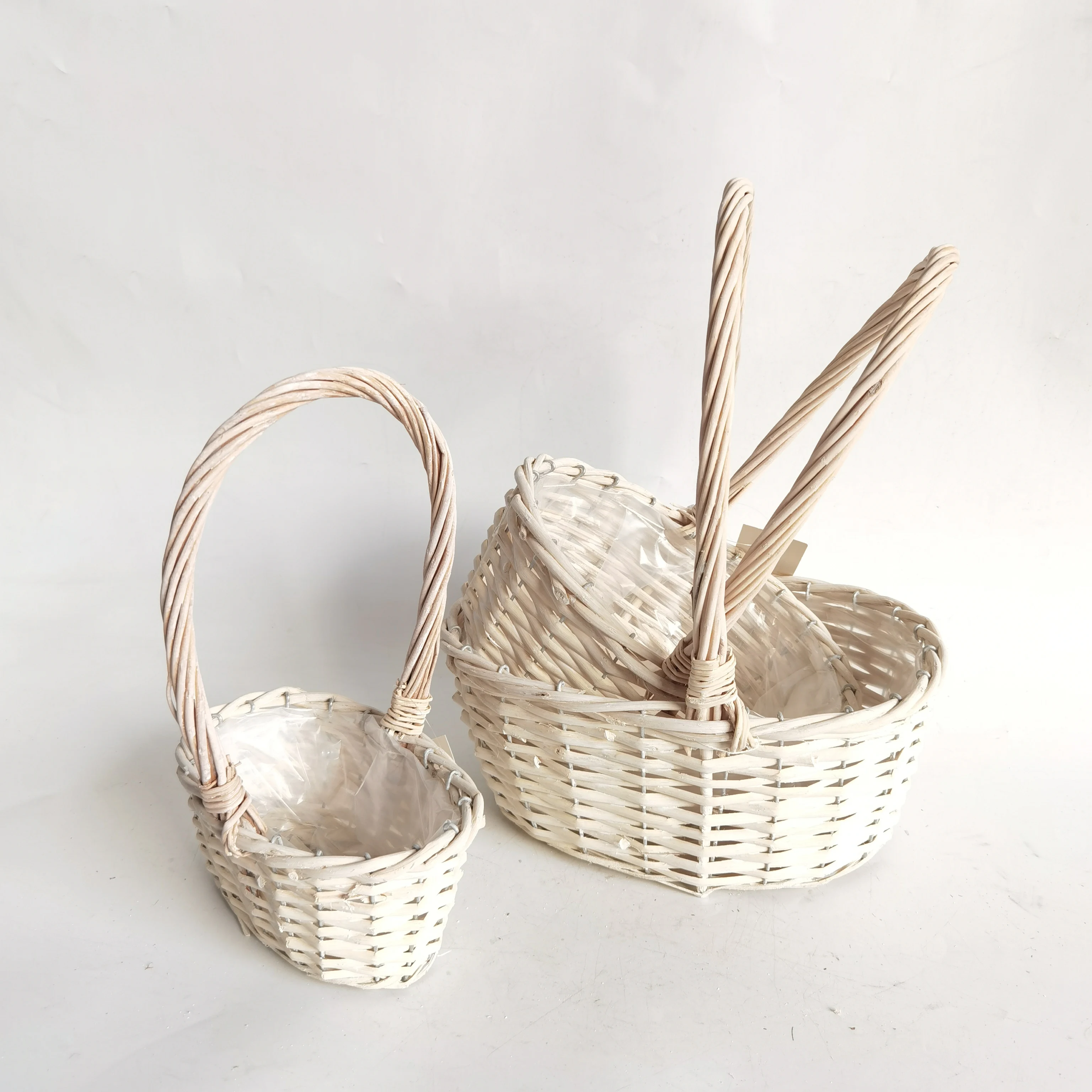 Factory Wholesale Willow Gift Basket wicker storage basket with handles flower basket