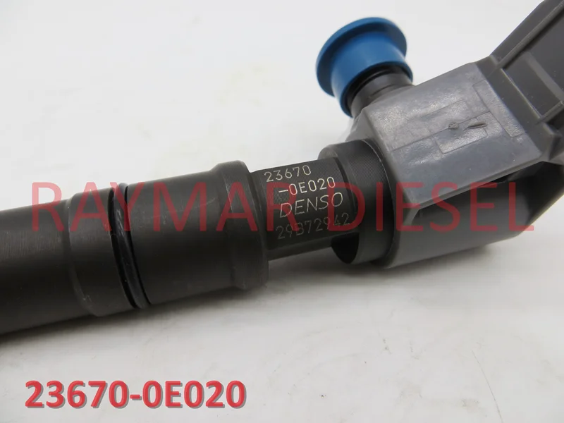 Genuine and new  G4 piezo fuel injector 295700-0560 for 2GD-FTV 2.4L 23670-0E020, 23670-09430, 23670-11020, 23670-19025