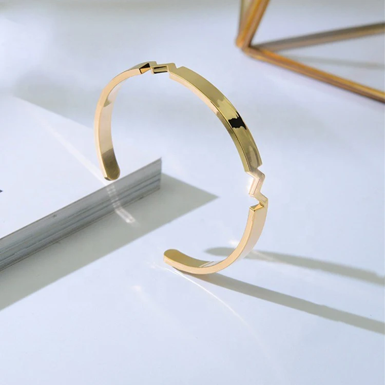 Custom High Quality Style Real Jewelry Polished Minimalist Bracelet Au375 9K solid Gold Cuff Bangle For Women