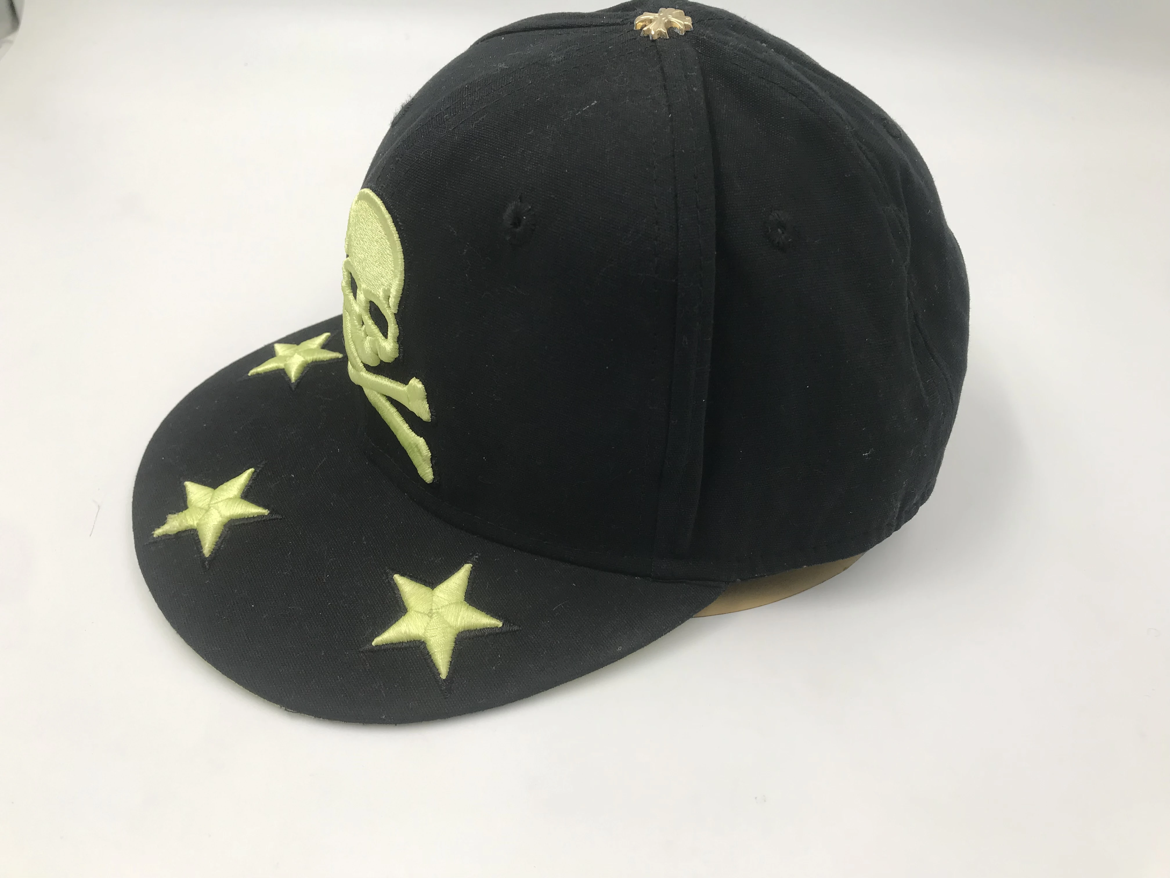 Custom Star Embroidery Logo Vintage Skull Metal Cap 6 Panel Flat Brim Fitted Snapback Cap Hats