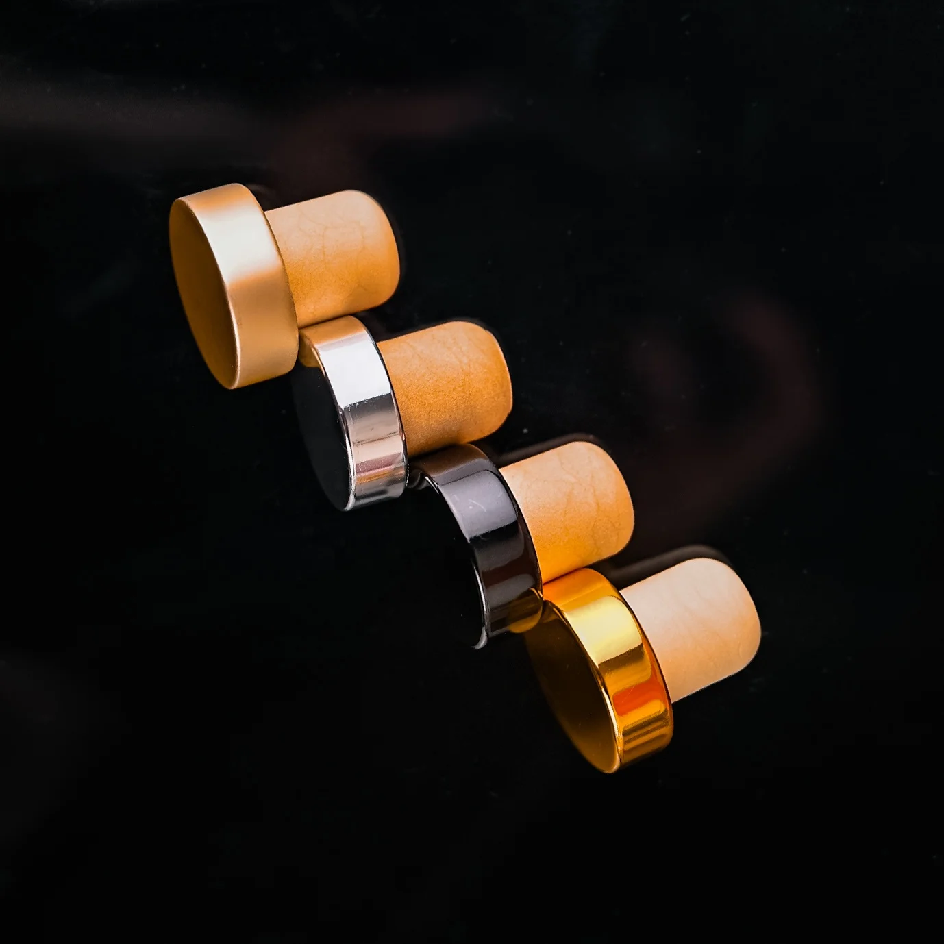 Factory wholesale cork-based T-type polymer-based sealed oak cork reed diffuser bottle stopper