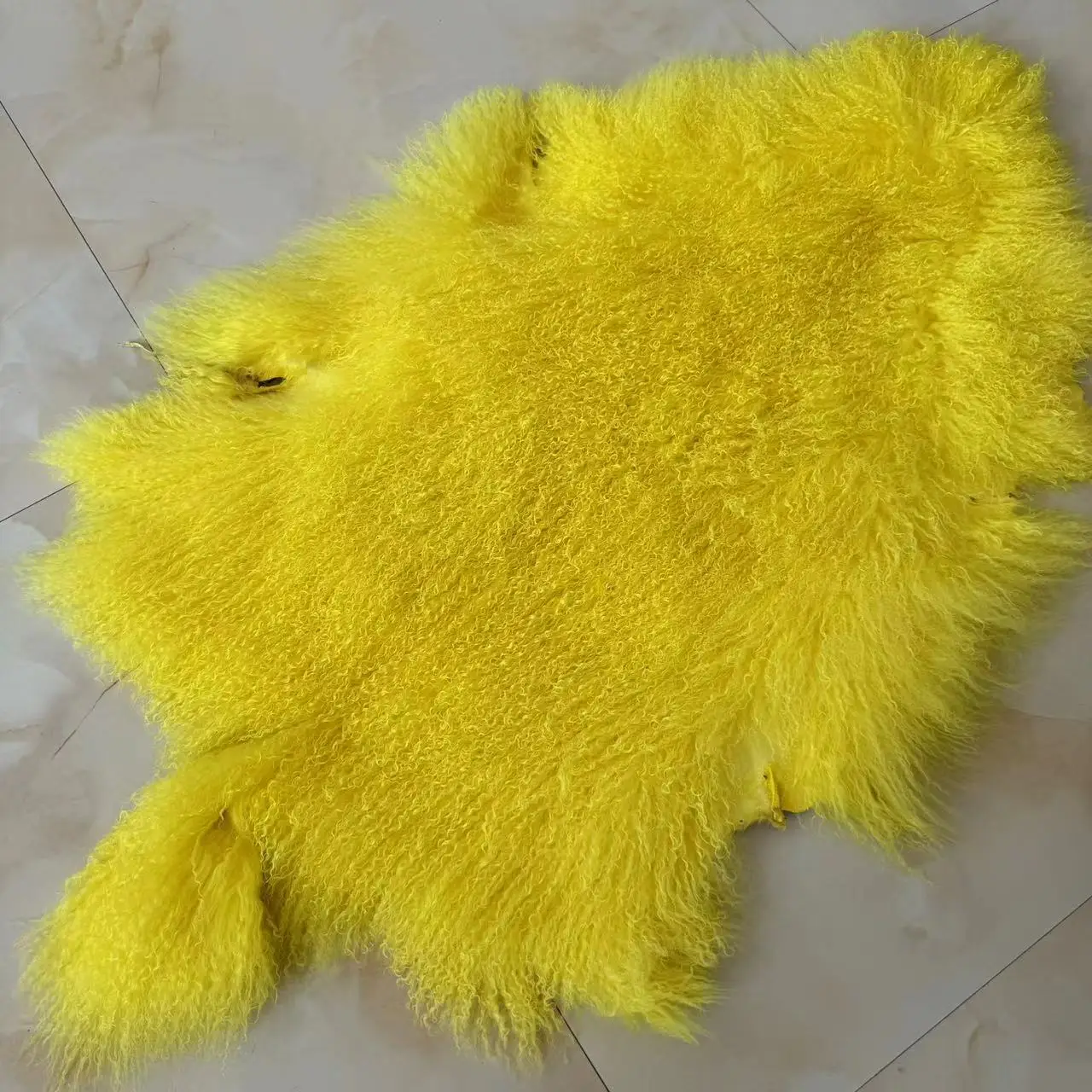 Factory Direct Supply 120x60cm Mongolian Lamb Fur Plate Goat Fur Rug Sheepskin