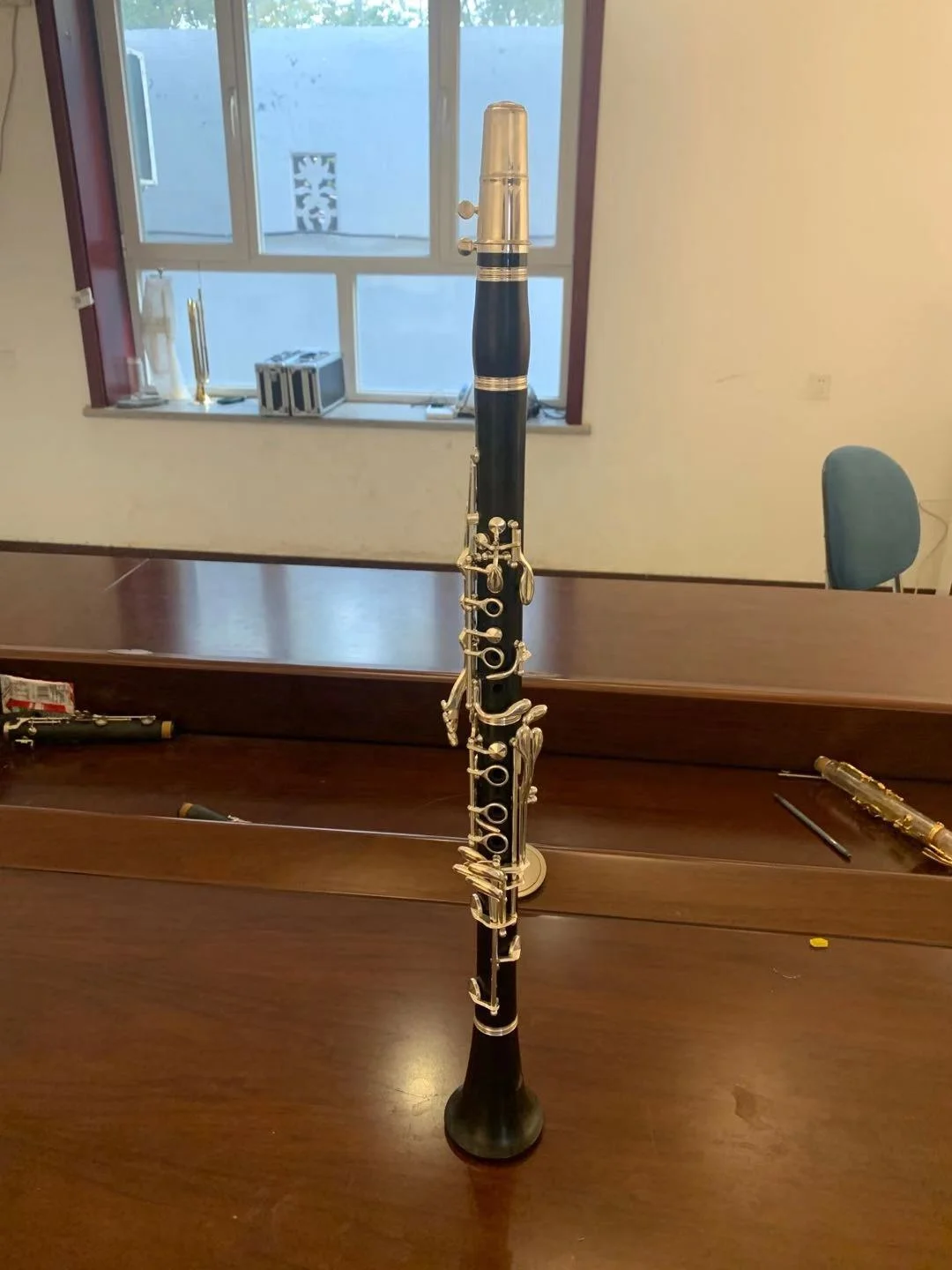 A tone ebony  HCL-105-A Professional-Performance-Level-17-Keys Clarinet