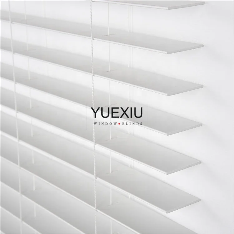 Hot Sale Manual Cordless Blind Wood Faux Blackout Shutter Venetian Blinds With High Quality