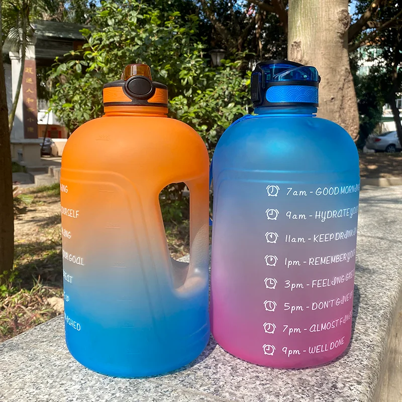 Motivational Water Bottle BPA Free with straw  1 Gallon  Plastic Sports With time marker Travel gym camo 4 liter water  bottle