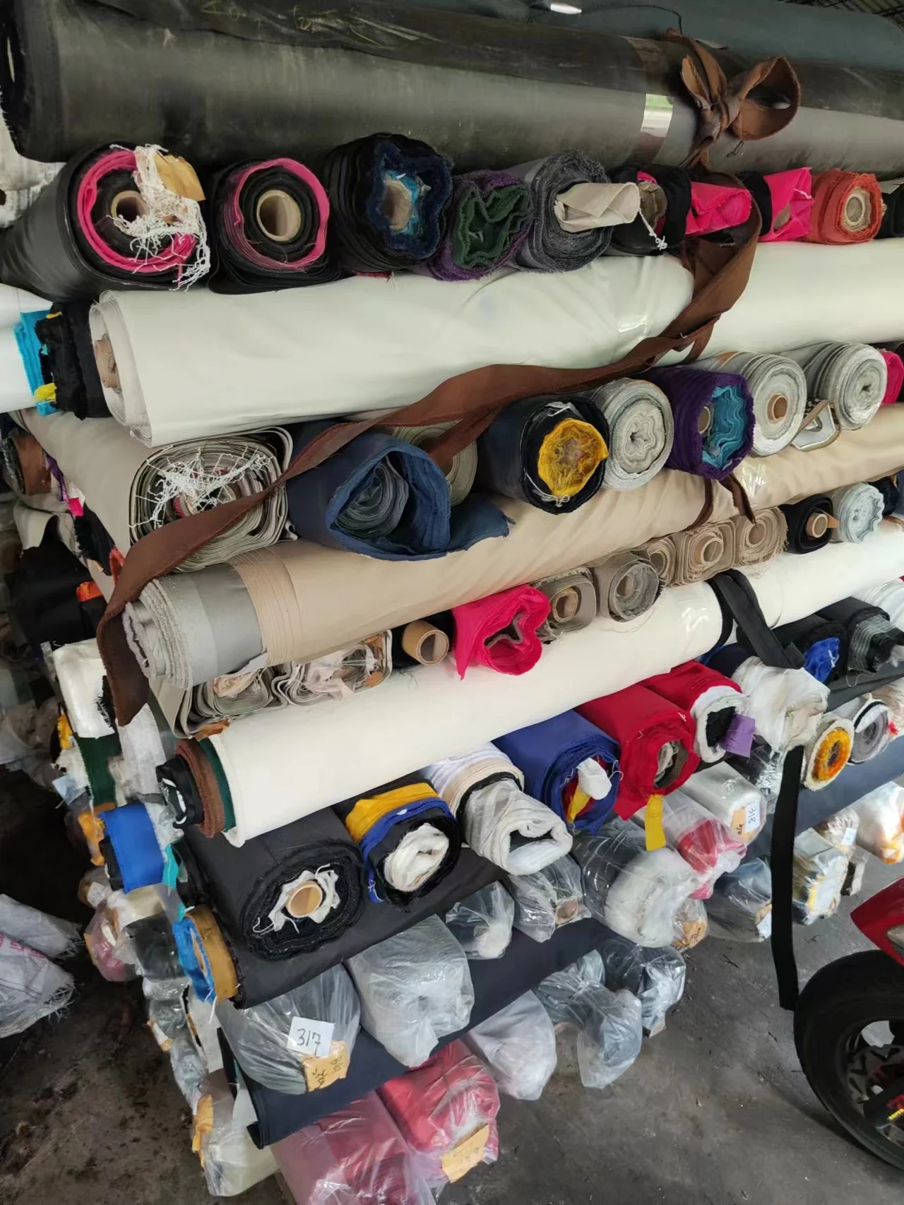 Waterproof Taiwan Stocklot of PU coated Hypora Fabric for Bags