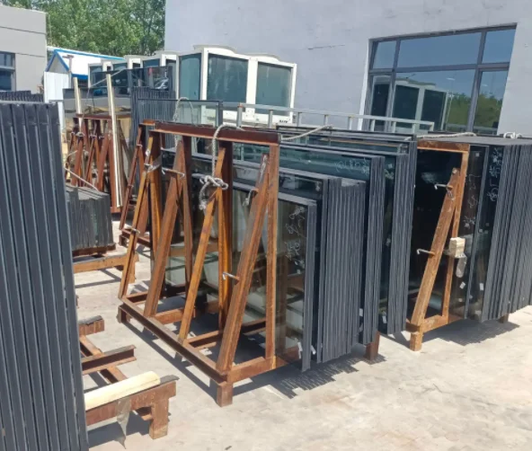 Professional Glass Factory Low-e Insulated Glass For Curtain Wall