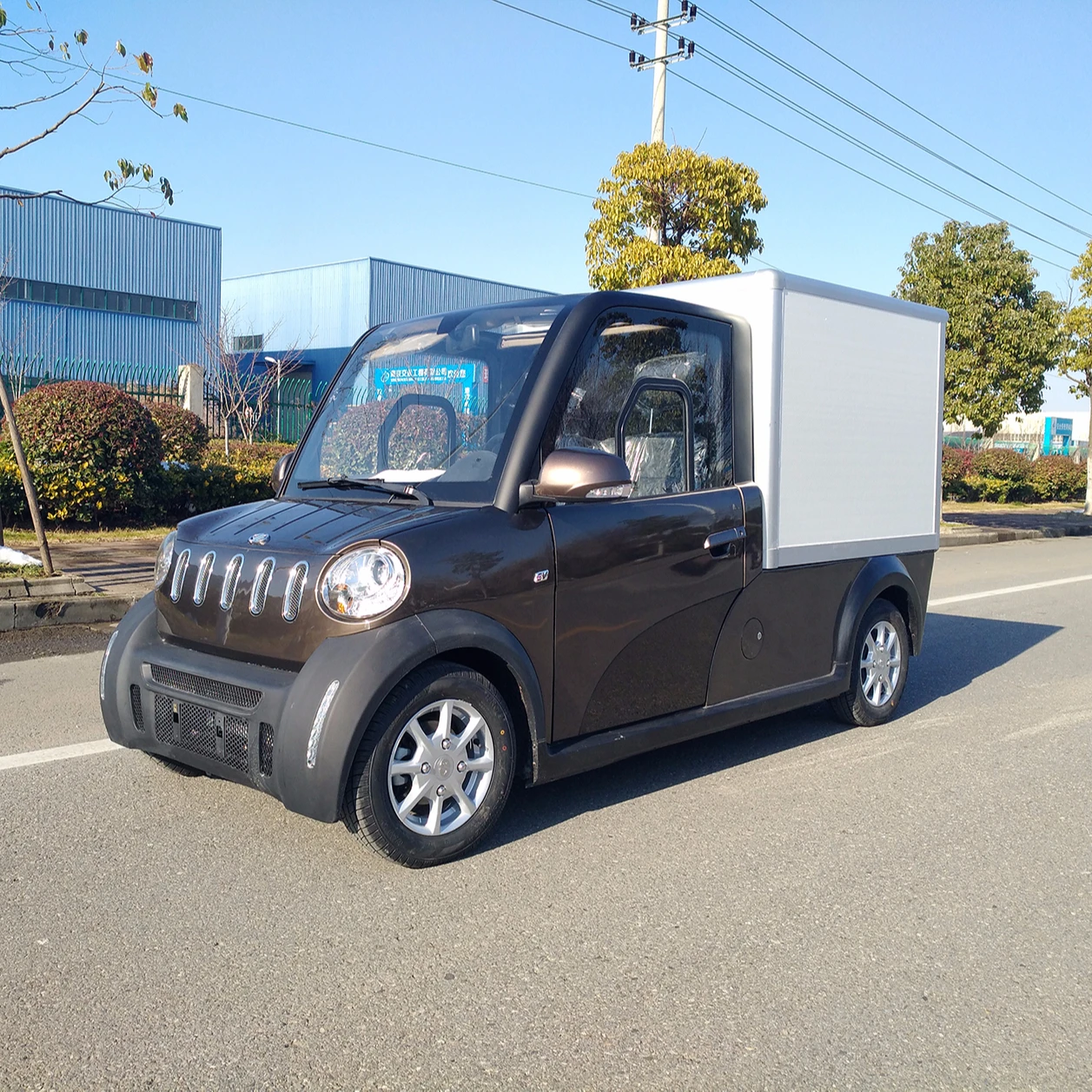 4 wheels motorcycles with box for delivery from Chinese manufacturer