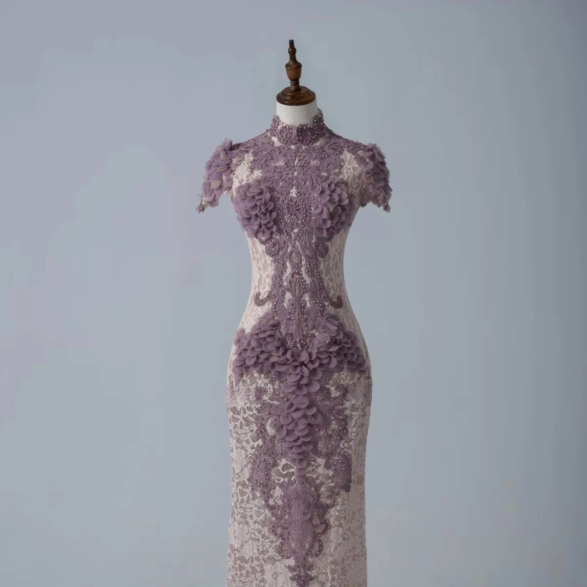 Chinese Cheongsam pipao chirpaur bespoke luxury custom wedding bridal bride mother of bride plus size oriental knot button