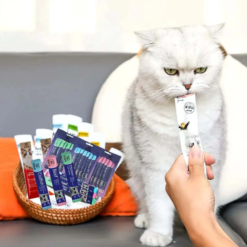 China Factory Direct Sales Pet Food Good for Health Ingredient Salmon Chicken Tuna Creamy Cat Treats Wet Strips