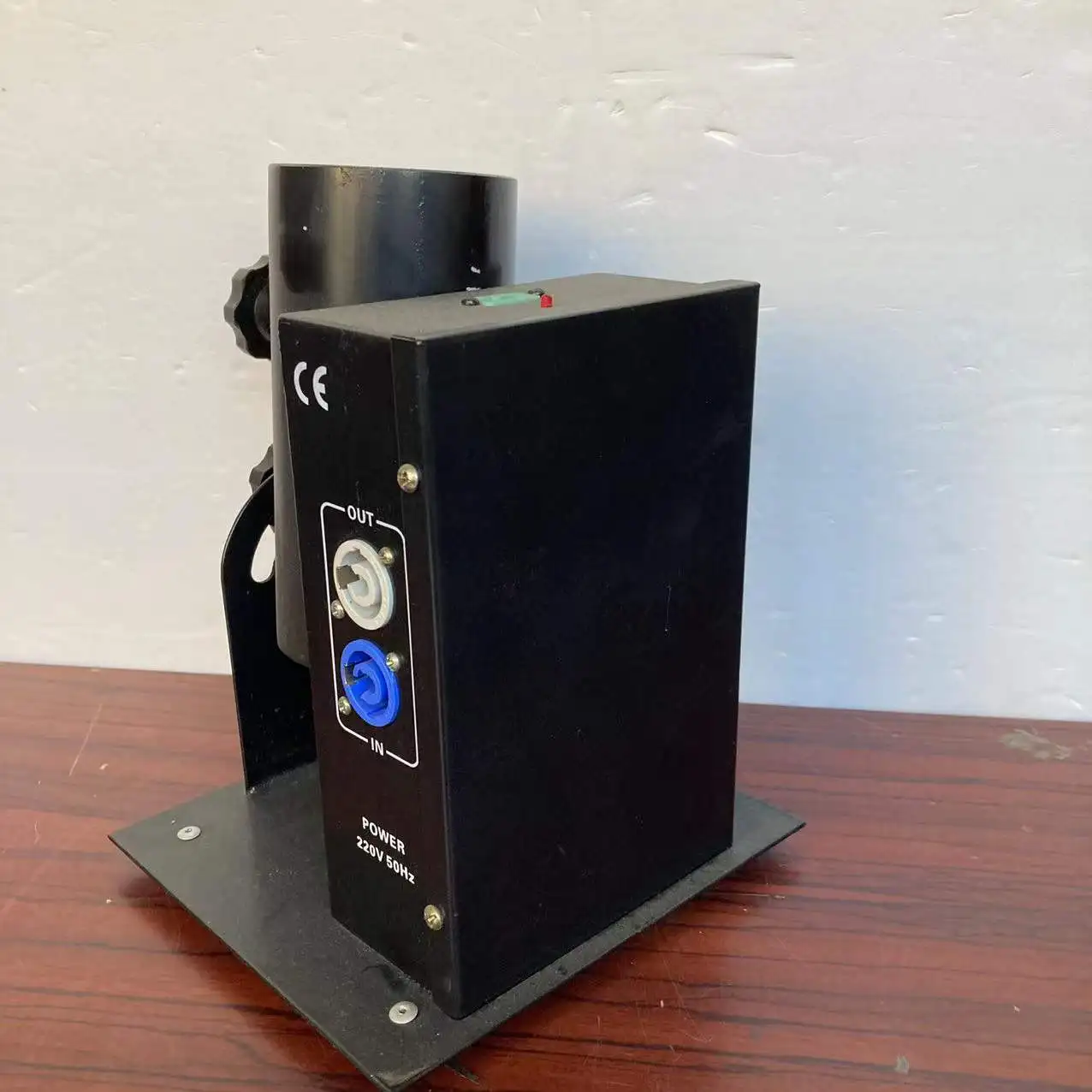 Cannon Co2 Fabriquer Des Confetti Paper Electric Blaster Launcher Stage Streamer Rainbow Confetti Machine for wedding decoration