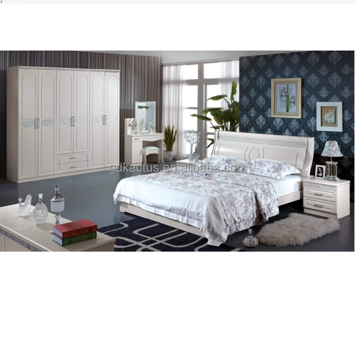 wholesale traditional high quality painted E1 grade of MDF bedroom furniture set