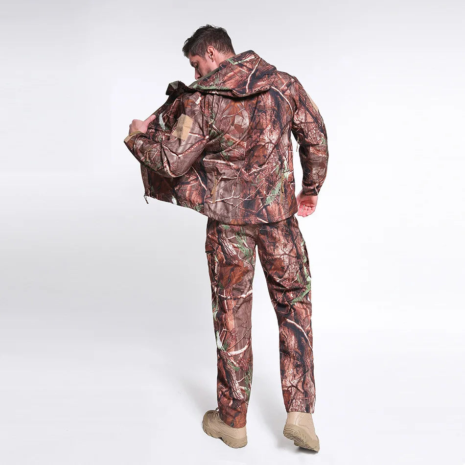 Outdoor sports jacket TAD shark skin soft jacket Russian thermal fleece camouflage suit