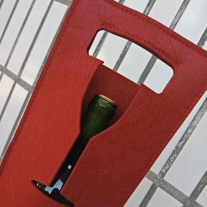 2024 Custom Felt Two Bottle Wine Bags Felt Wine Holder Bag Portable Felt Wine Bag For Packing