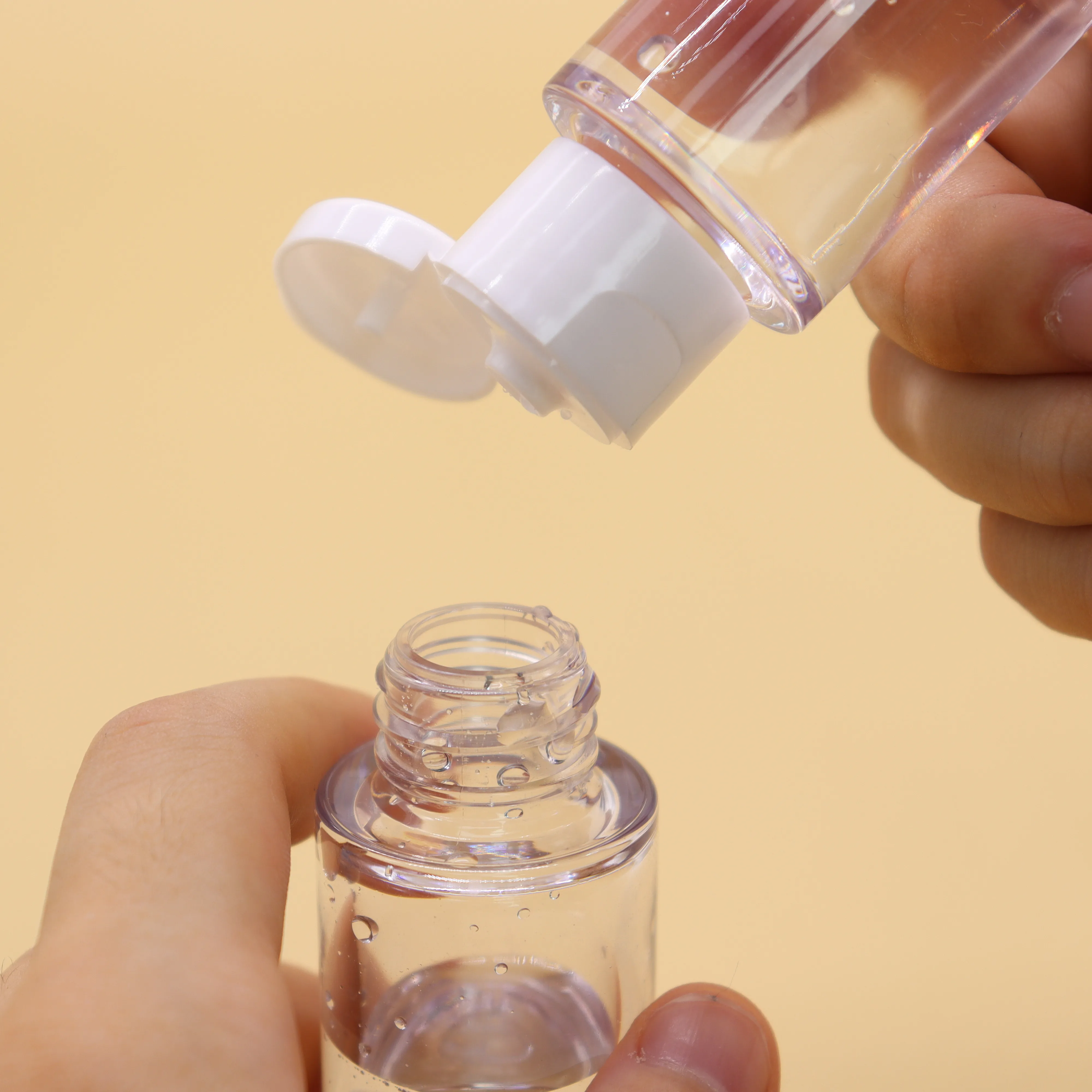 Ready To Ship Ketchup Silicon Flip Bottle Cap , 20-410 PP Bottle Cap For Bottle