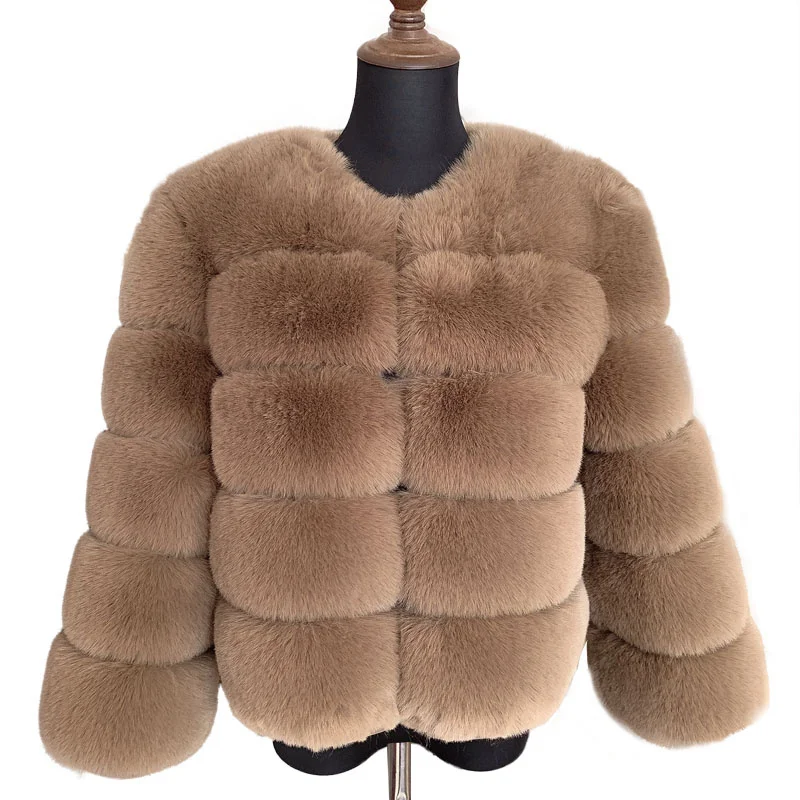 Wholesale New Style Winter Fur Coats For Ladies Women  Faux Fox Fur Fashion Autumn Winter Coats Faux Fur Coat