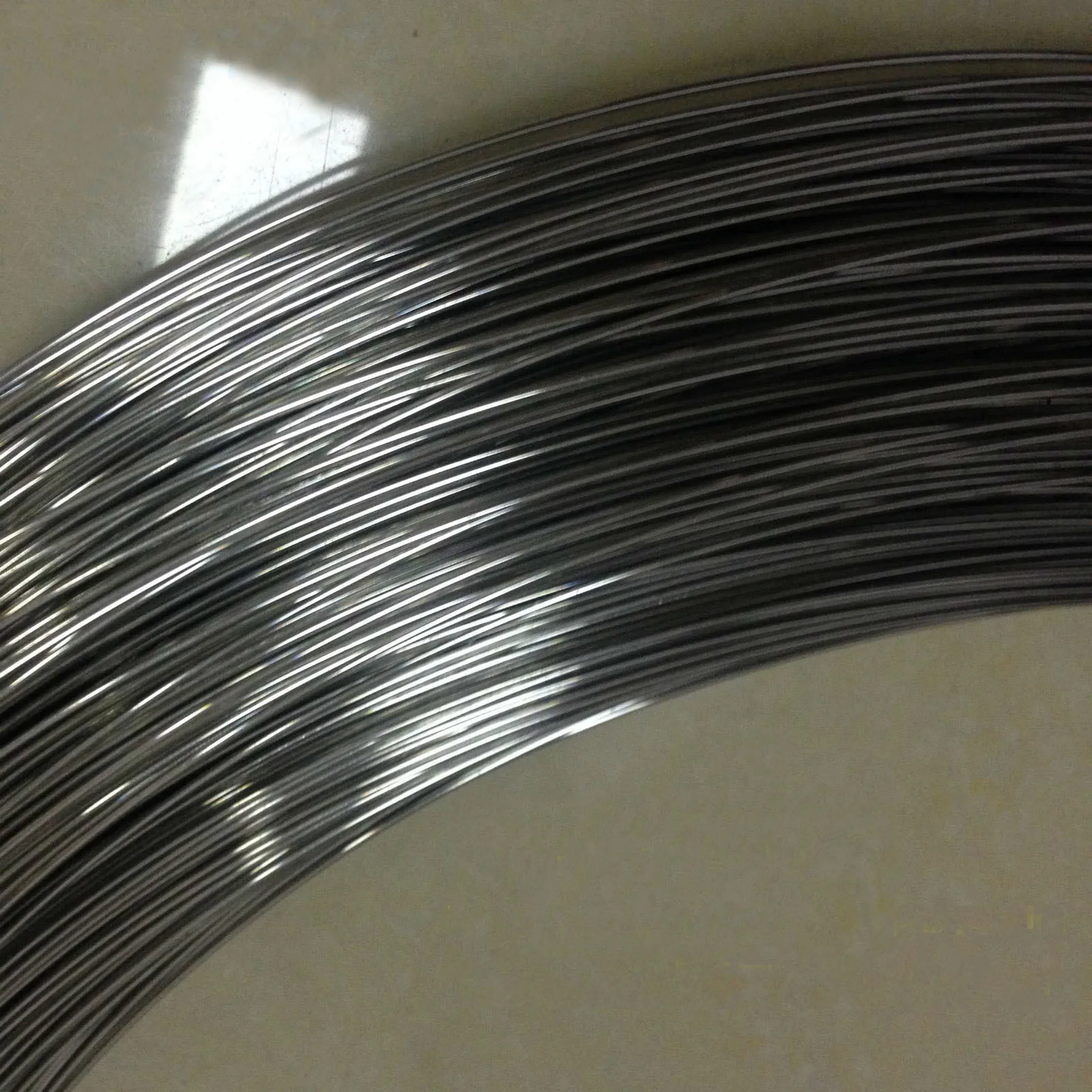 201 stainless steel medium hard wire 202 stainless steel full flexible wire 304 stainless steel no magnetic spring wire 1.01.5mm