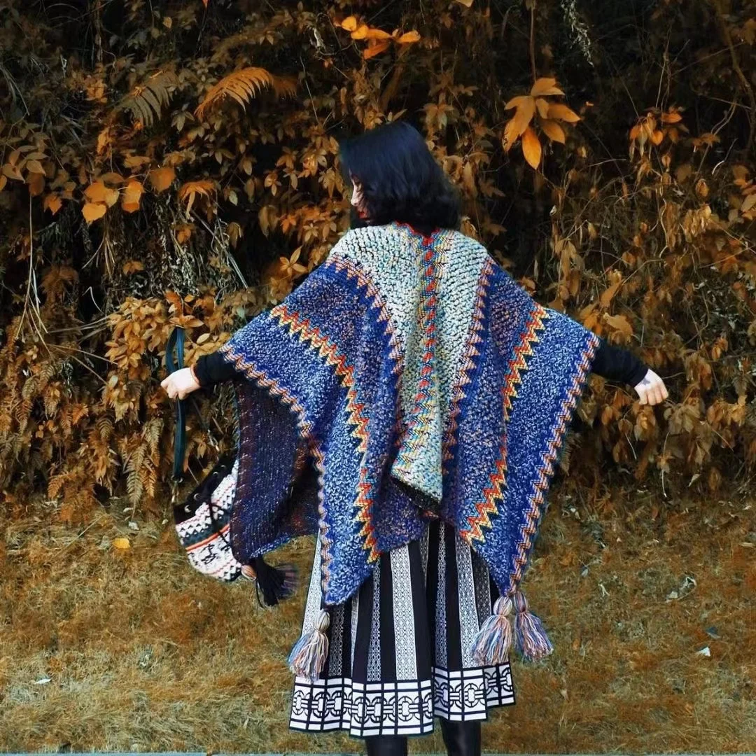 2022 Newest Winter Ethnic Wind Scarf High Quality Wool Cashmere Poncho Shawls Knitted Cover-up With Tassels Thick Cape Blanket