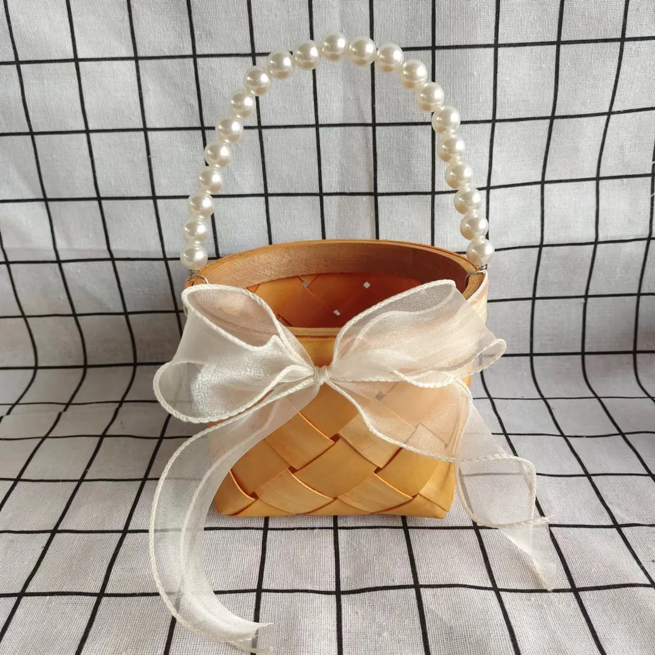 New Design Natural Wood Chip Handmade Slat Wood Basket Multifunction Wood Hanging Fruit Cosmetic Gift Basket