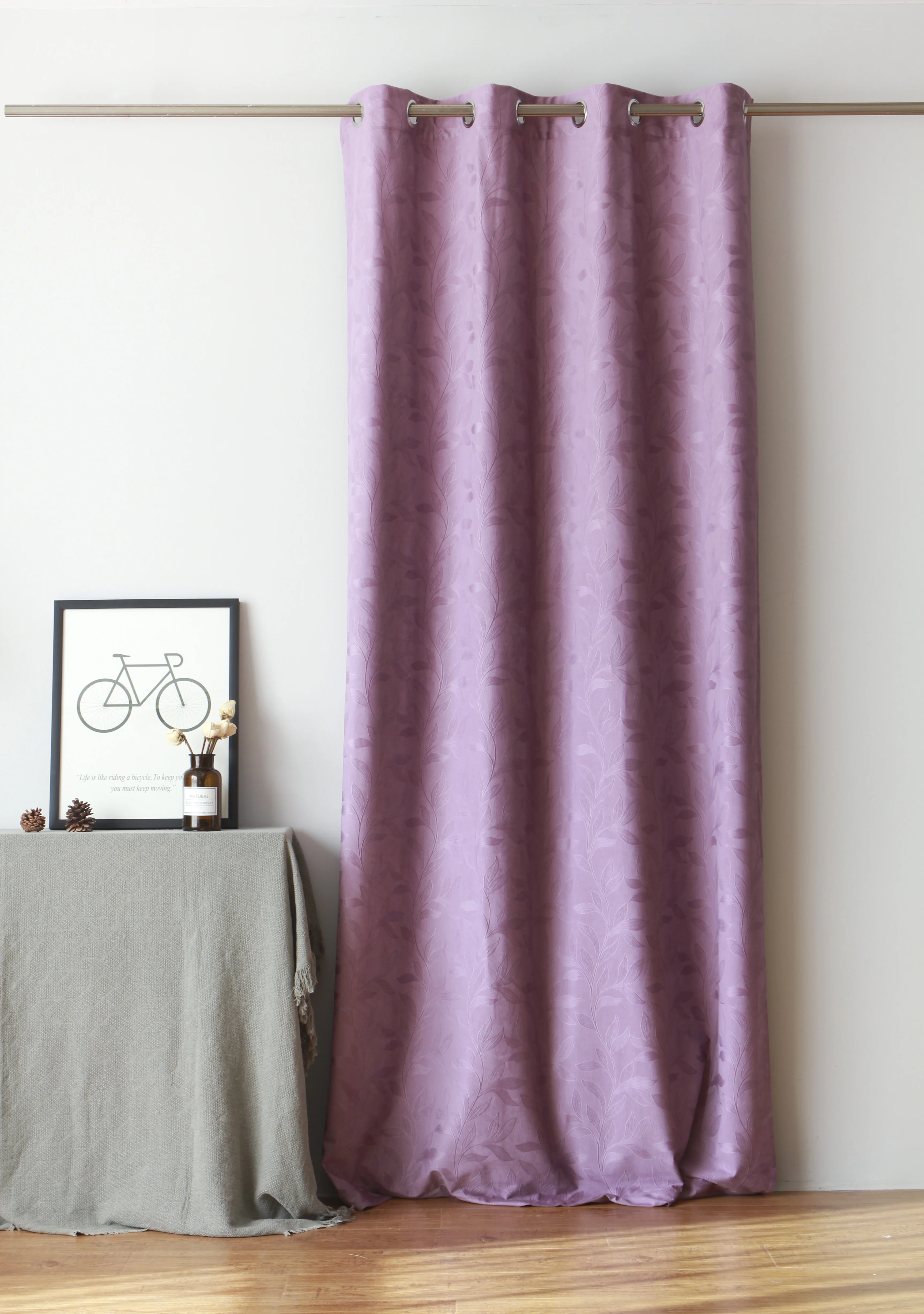 New Design Privacy Protection One Side Shiny Polyester Jacquard Embossed Blackout Curtain Fabric