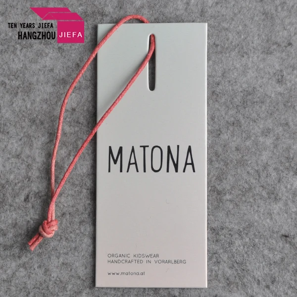 Beautiful Style Hang Tag With Customized Logo Special Hole With Wax Cord Fashion Garment Tag