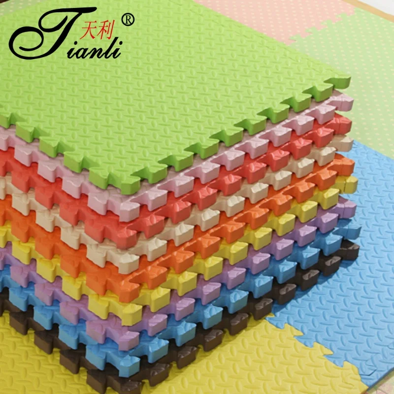 Безопасный текстурированный EVA, сцепляющийся пластиковый большой игровой коврик из пенопласта для детей