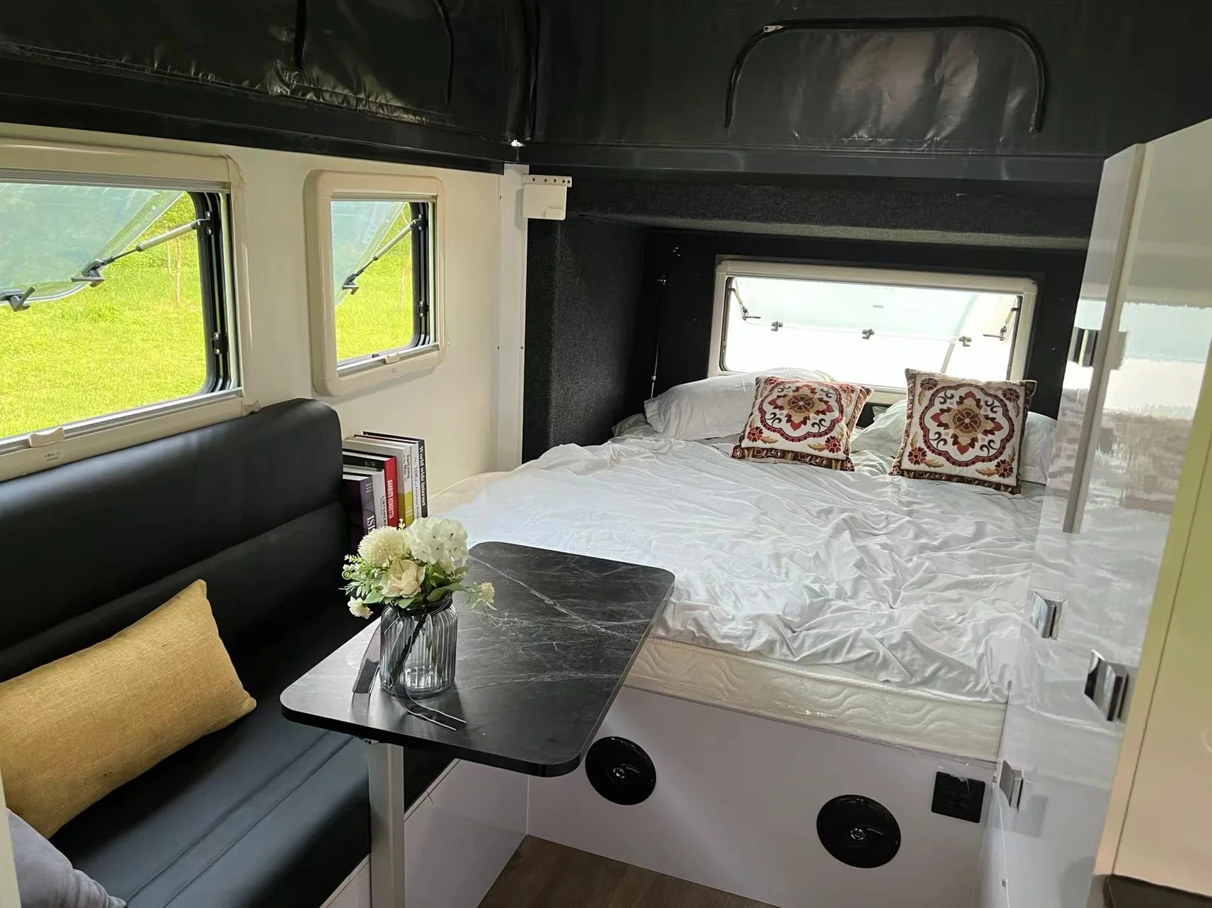 NEW Australian standard caravan travel trailer camper van off road hybrid trailer pop up camper for sale