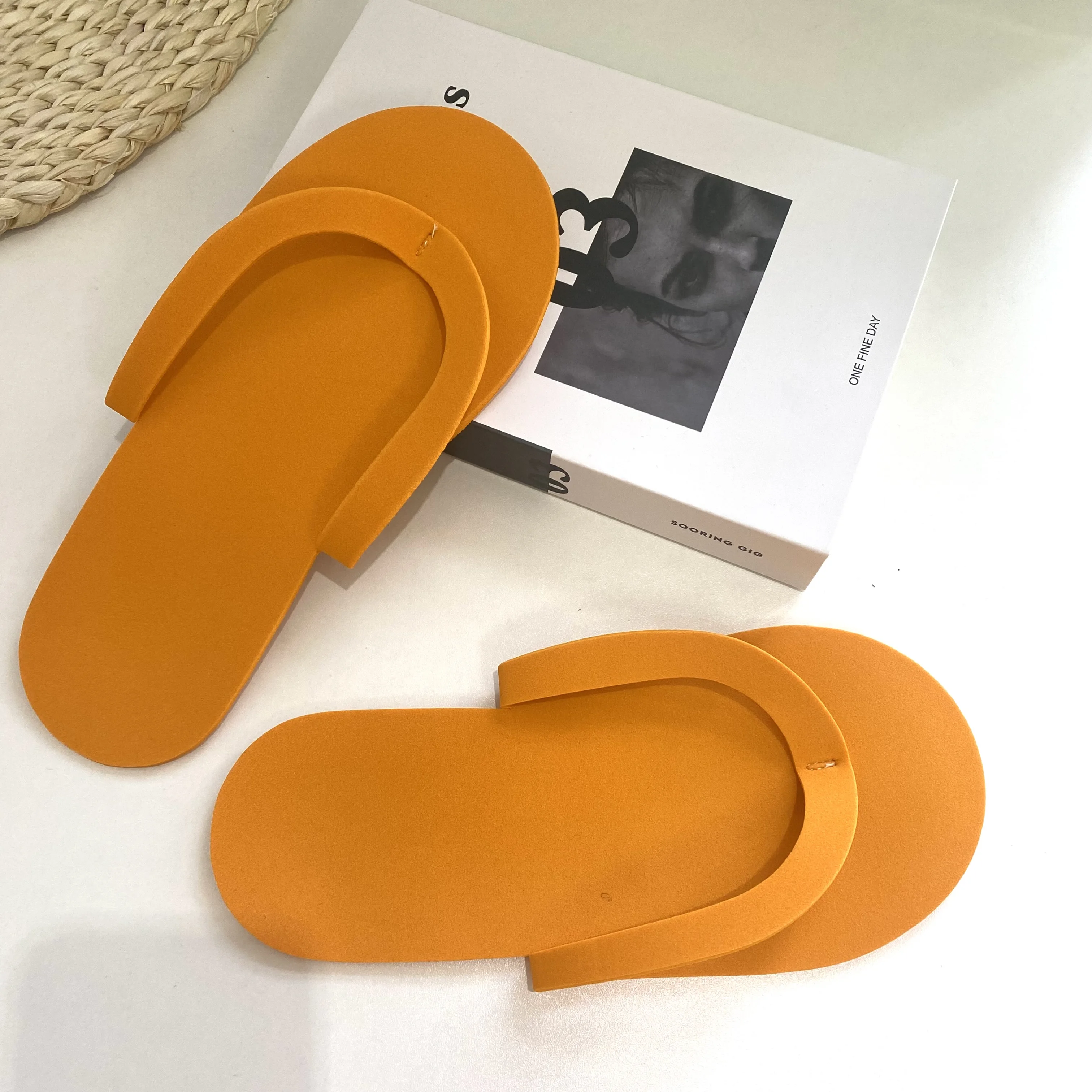 Wholesale Disposable Slipper / EVA Foam Salon Spa Disposable Pedicure Thong Beauty Slipper