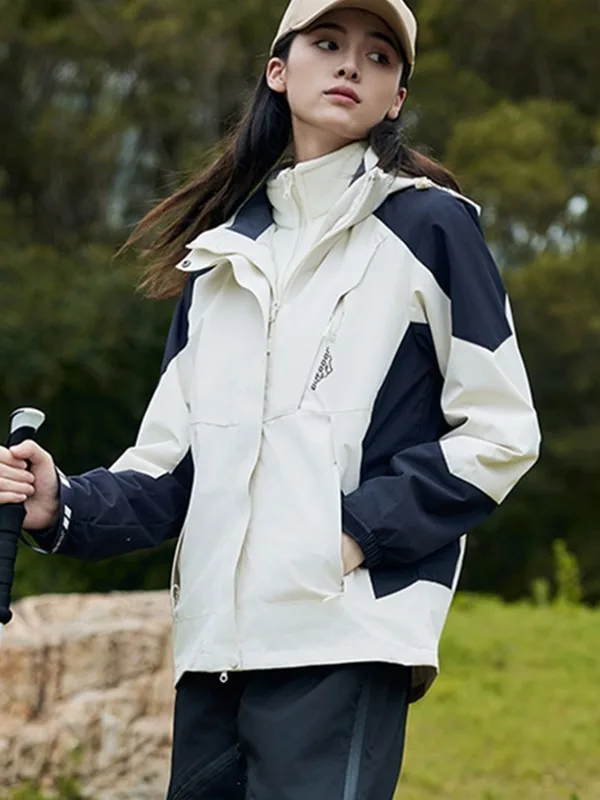 Customizable Logo Three-in-One Outdoor Jackets Set Windproof and Anti-Scratch Velvet Liner for Winter Mountaineering