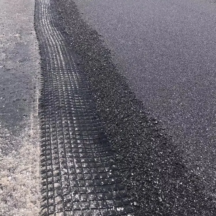 Fiberglass Grid Plastic and PP Reinforced Asphalt Polyester Geogrid for Construction and Paver Pavement