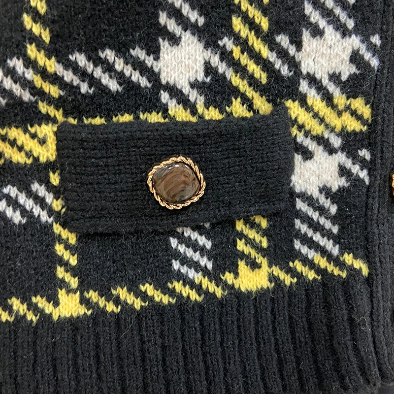 Jacquard Plaid Sweaters Women Fashion Clothes Styles High Quality V Neck OEM Knitted Sweater Cardigan Jacket For Woman