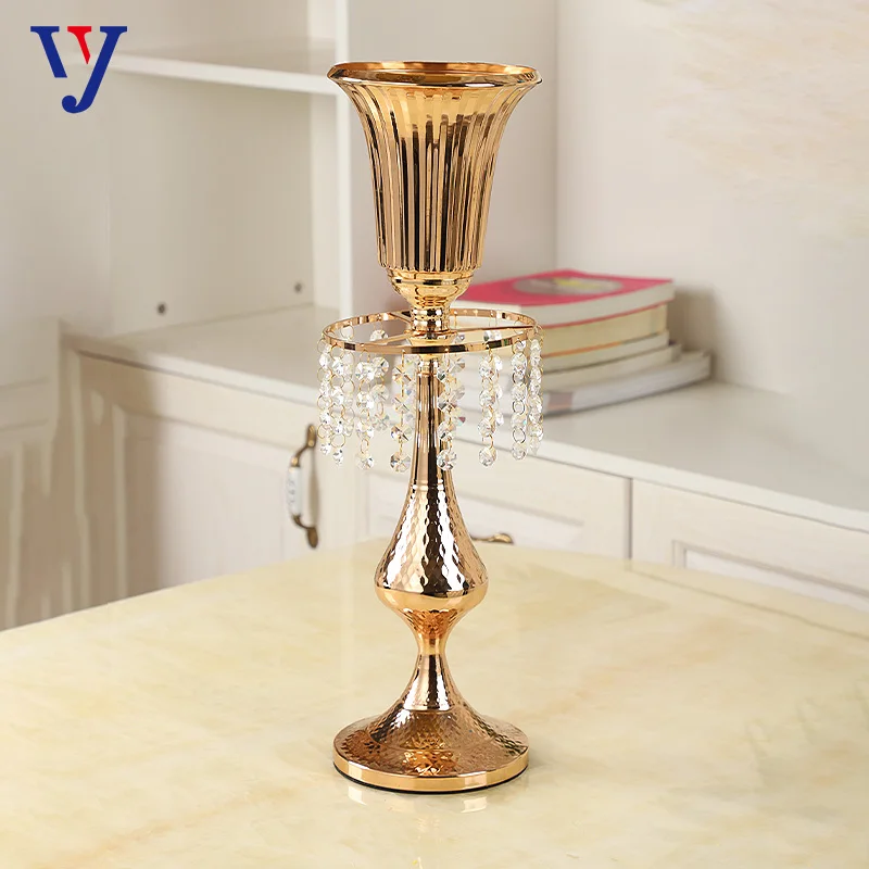 Elegant tall gold color wedding crystal candelabras metal candlesticks with a flower bowl for wedding