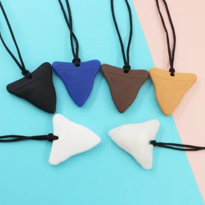 Safe Durable Chewly  Boys  And Girls Shark Tooth Silicone Sensory Toys Autism Chew Necklace for Kids with ADHD SPD