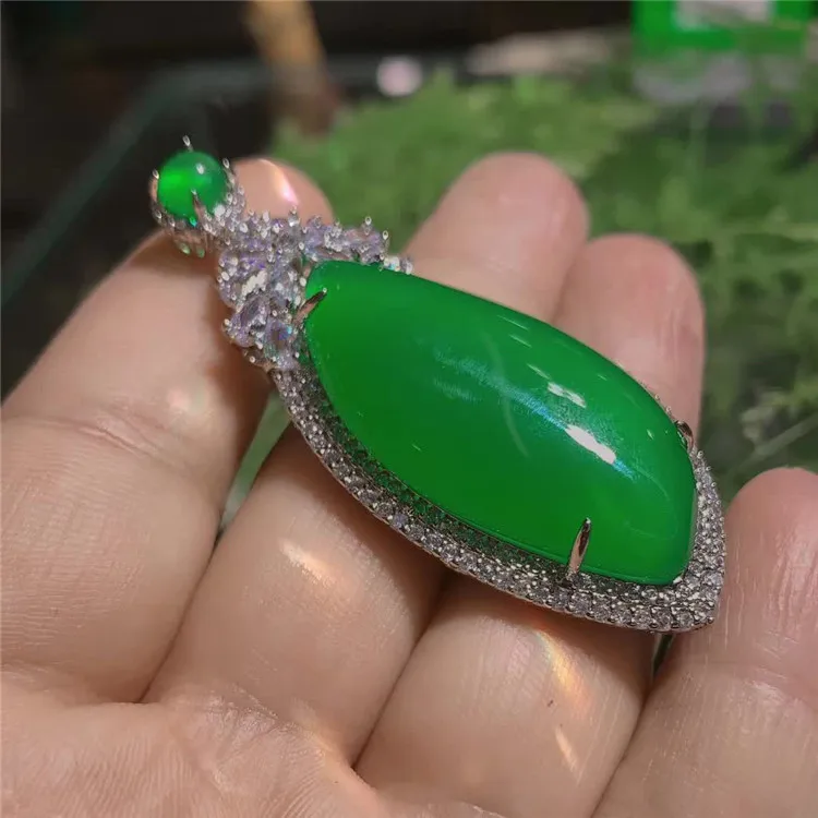 Natural green gem pendant gold-plated zircon chalcedony necklace for women