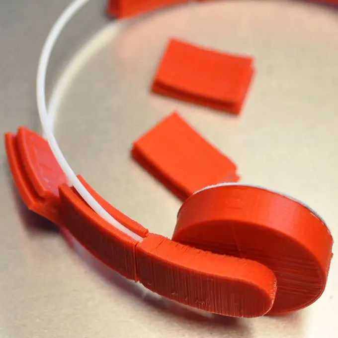 3D Printing sla/sls/dlp/lcd UV-Curing Resin service manufacturer popular at earphone models