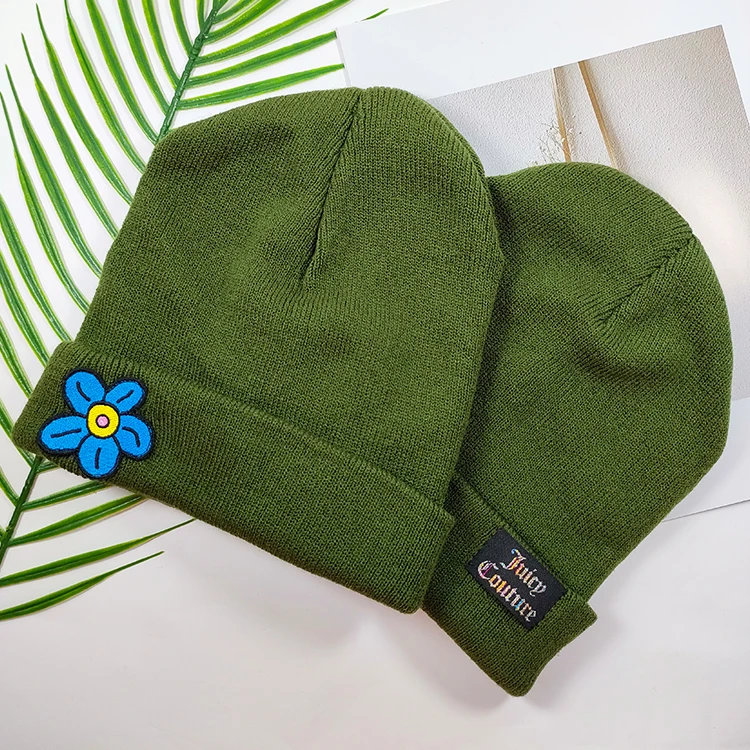 Embroidered Skull Hat Wholesale Women Knitted Hats Winter Hat Beanie