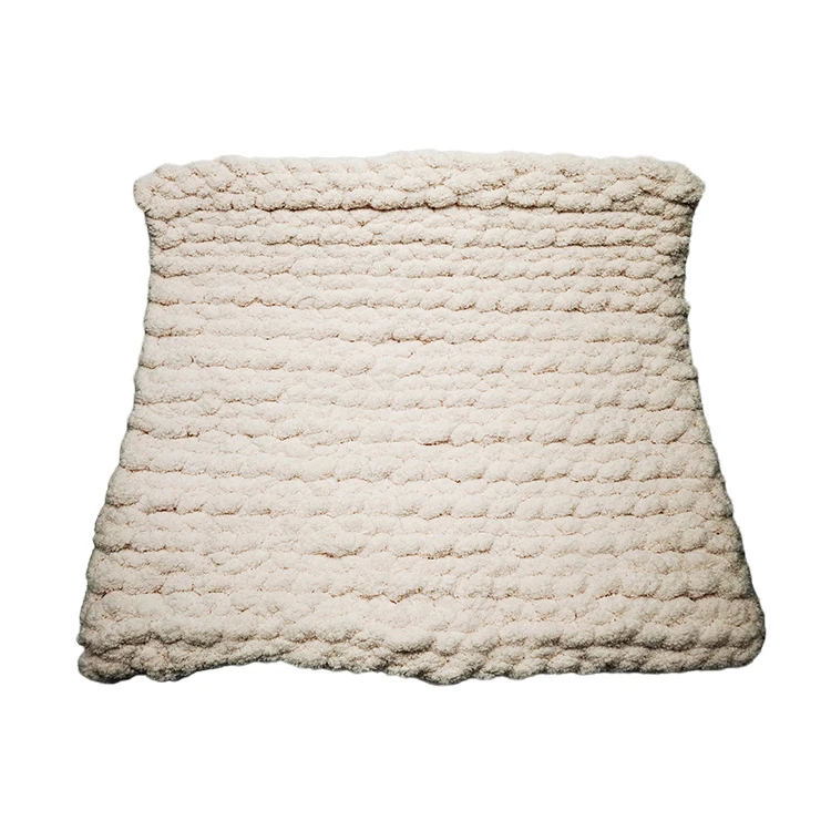 
High Tenacity Recycled Sustainable Super Bulky Doped Dyed Dty Fluffy Yarn 