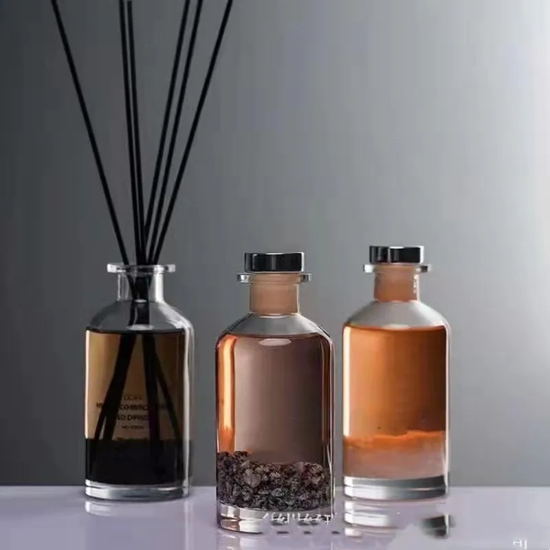 Wholesale Home Decoration Frosted Glass Diffuser Bottle Tomato Sauce Glass Water Bottle