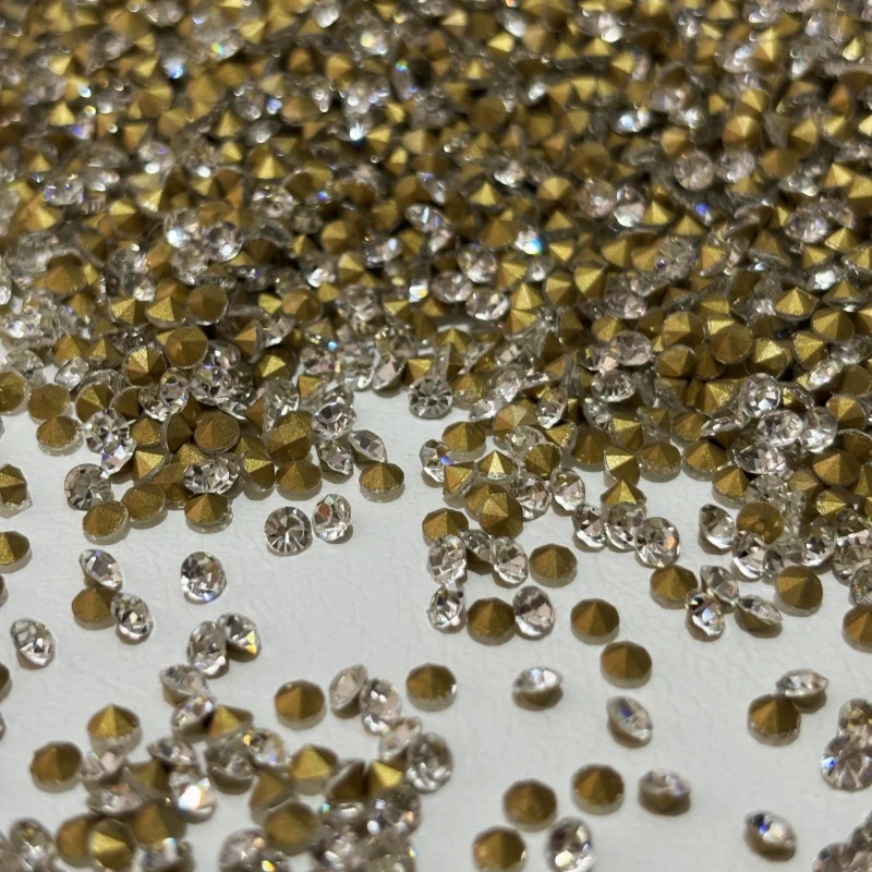 Factory Wholesale SS18 Pointback Crystal Rhinestone Nail Art DIY Decoration Materials