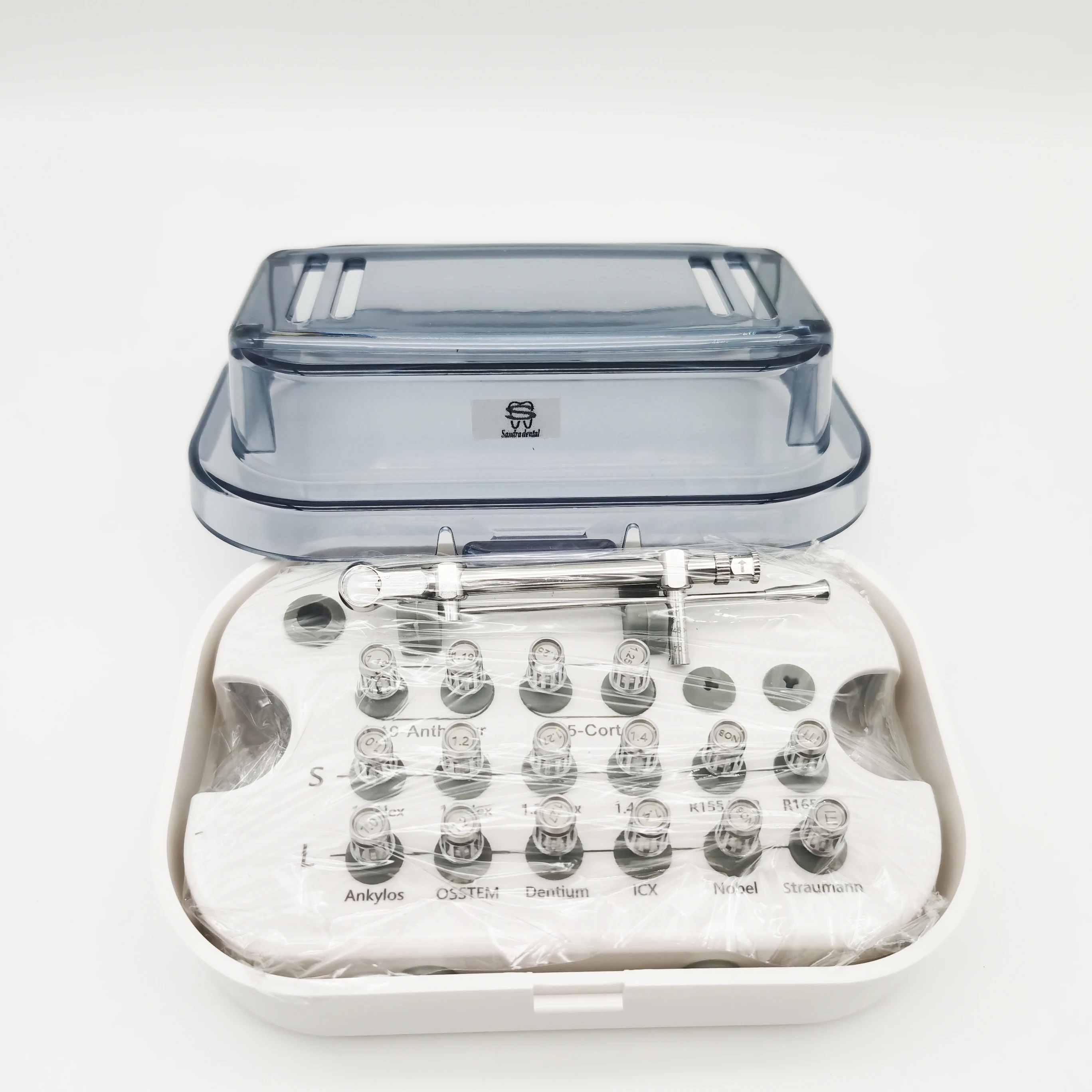 Самый популярный динамометрический ключ комплект протезов 16 шт.